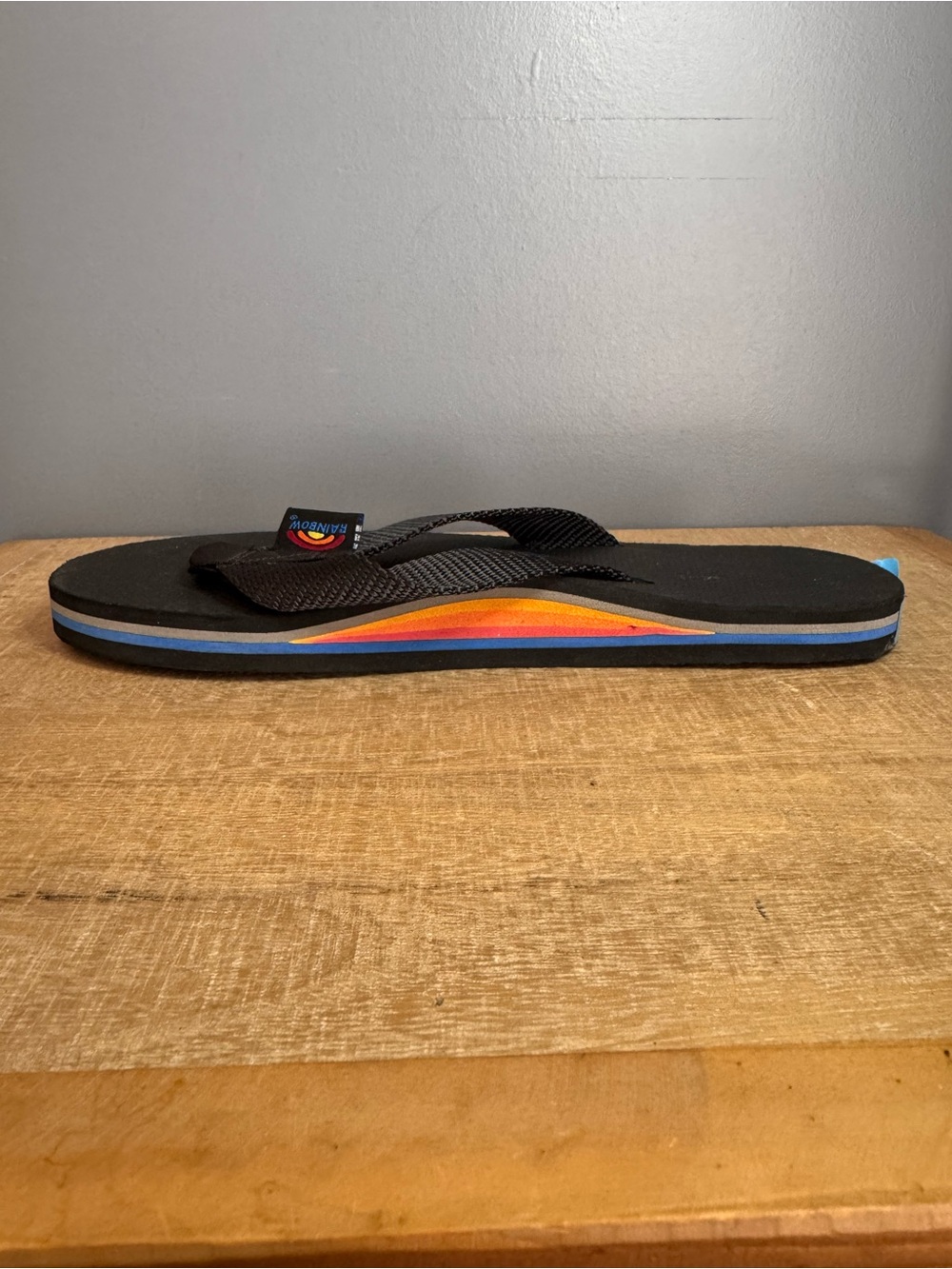 2-For-1 Rainbow Sandals in black and brown